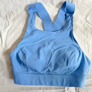 Lululemon Women’s Light Blue Sports Bra – Size 4